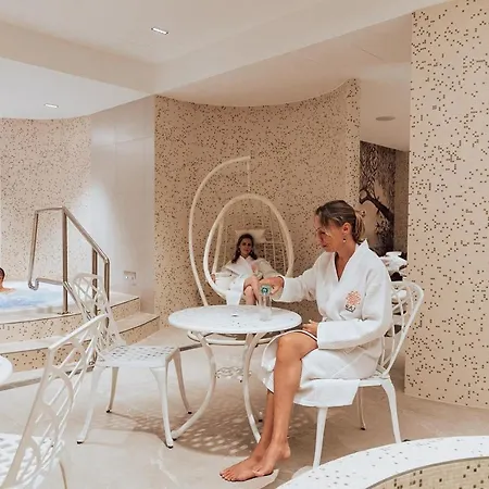 Raj Zdravia Hotel Pressburg