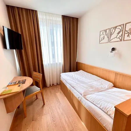 Hotel Raj Zdravia Pressburg