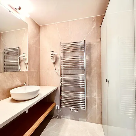 Raj Zdravia Hotel Pressburg