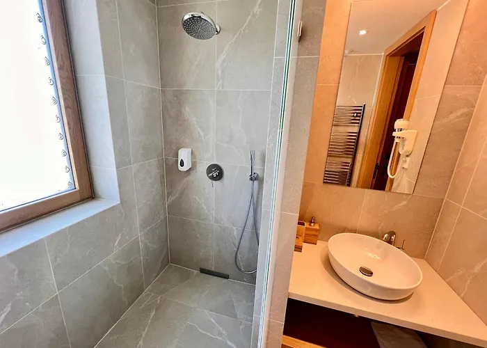 Raj Zdravia * 브라티슬라바