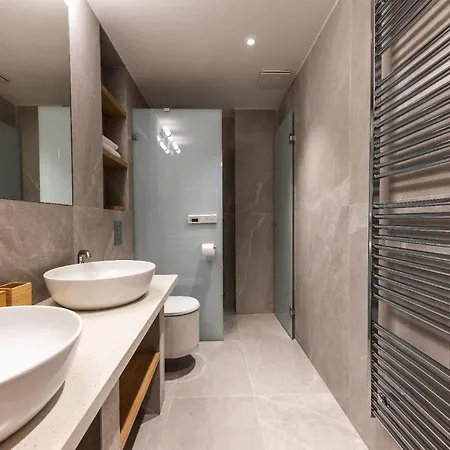 Raj Zdravia * Bratislava