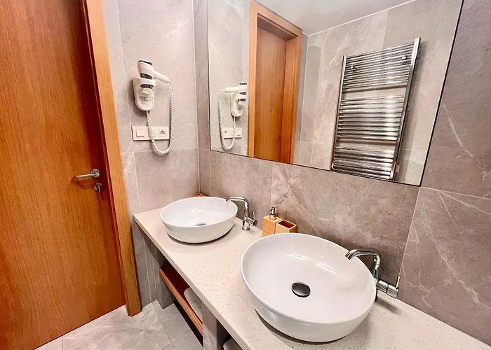 فندق Raj Zdravia *