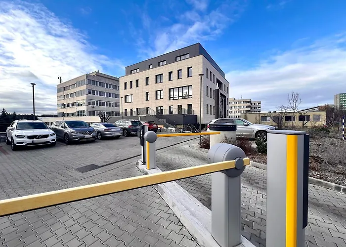 فندق Raj Zdravia