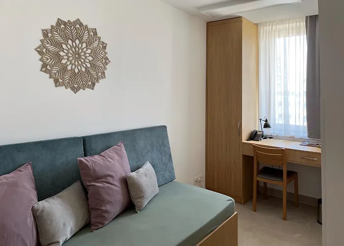 Raj Zdravia فندق *